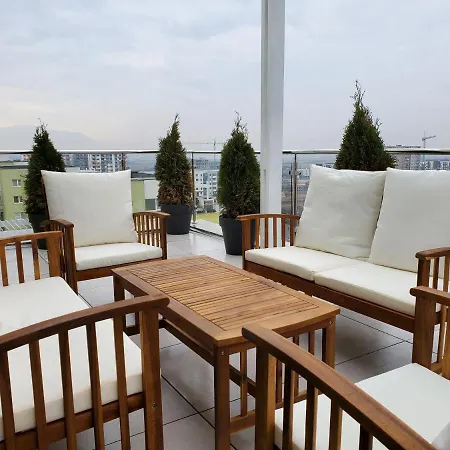Jad- Penthouse With Jacuzzi And Mountain View - Coresi Apartment Brasov